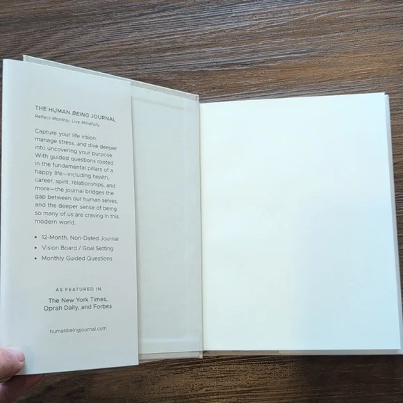 Jilly Box Spring 2025 Life Journal - Picture 2 of 6